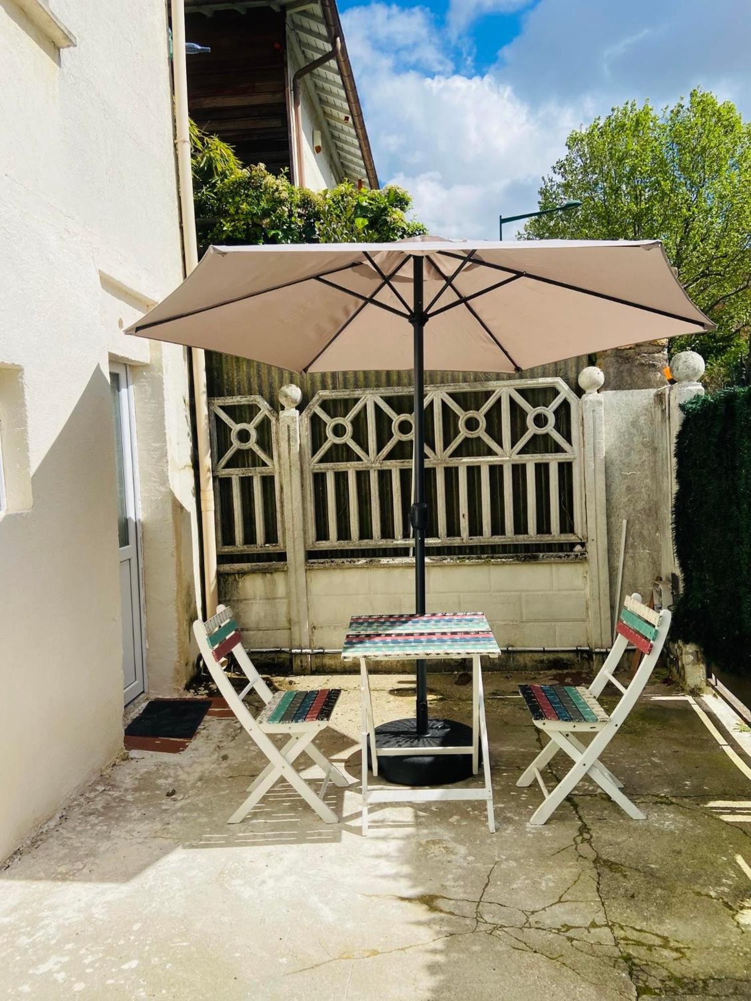 Studio House Near Paris อิพิเนย์-ซัวร์-แซน ภายนอก รูปภาพ